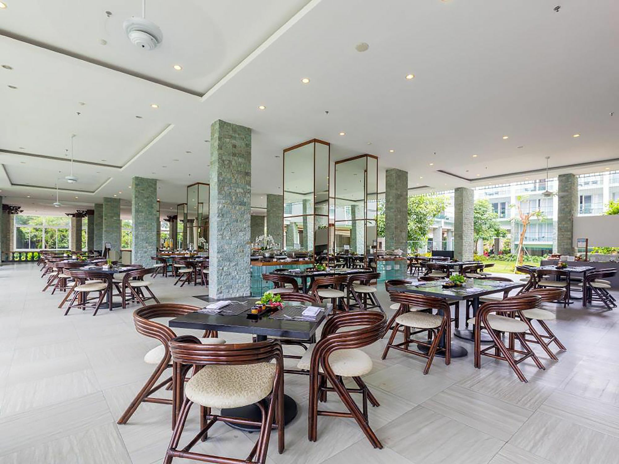 The Sintesa Residence Jimbaran Exterior photo